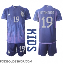 Argentina Nicolas Otamendi #19 Udebanetrøje Børn VM 2022 Kortærmet (+ Korte bukser)