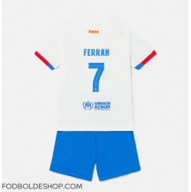 Barcelona Ferran Torres #7 Udebanetrøje Børn 2023-24 Kortærmet (+ Korte bukser)