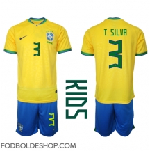 Brasilien Thiago Silva #3 Hjemmebanetrøje Børn VM 2022 Kortærmet (+ Korte bukser)