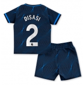 Chelsea Axel Disasi #2 Udebanetrøje Børn 2023-24 Kortærmet (+ Korte bukser)