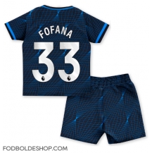 Chelsea Wesley Fofana #33 Udebanetrøje Børn 2023-24 Kortærmet (+ Korte bukser)