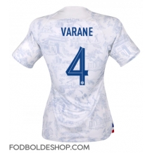 Frankrig Raphael Varane #4 Udebanetrøje Dame VM 2022 Kortærmet