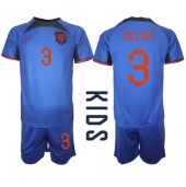 Holland Matthijs de Ligt #3 Udebanetrøje Børn VM 2022 Kortærmet (+ Korte bukser)
