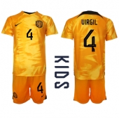 Holland Virgil van Dijk #4 Hjemmebanetrøje Børn VM 2022 Kortærmet (+ Korte bukser)