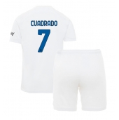 Inter Milan Juan Cuadrado #7 Udebanetrøje Børn 2023-24 Kortærmet (+ Korte bukser)
