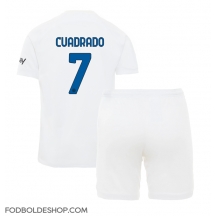 Inter Milan Juan Cuadrado #7 Udebanetrøje Børn 2023-24 Kortærmet (+ Korte bukser)