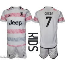 Juventus Federico Chiesa #7 Udebanetrøje Børn 2023-24 Kortærmet (+ Korte bukser)