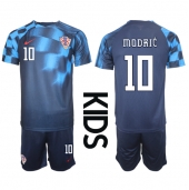 Kroatien Luka Modric #10 Udebanetrøje Børn VM 2022 Kortærmet (+ Korte bukser)