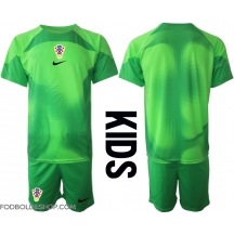 Kroatien Målmand Hjemmebanetrøje Børn VM 2022 Kortærmet (+ Korte bukser)