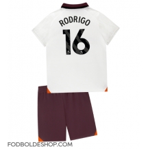 Manchester City Rodri Hernandez #16 Udebanetrøje Børn 2023-24 Kortærmet (+ Korte bukser)