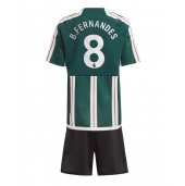 Manchester United Bruno Fernandes #8 Udebanetrøje Børn 2023-24 Kortærmet (+ Korte bukser)