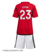 Manchester United Luke Shaw #23 Hjemmebanetrøje Børn 2023-24 Kortærmet (+ Korte bukser)