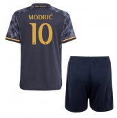 Real Madrid Luka Modric #10 Udebanetrøje Børn 2023-24 Kortærmet (+ Korte bukser)