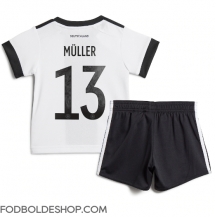 Tyskland Thomas Muller #13 Hjemmebanetrøje Børn VM 2022 Kortærmet (+ Korte bukser)